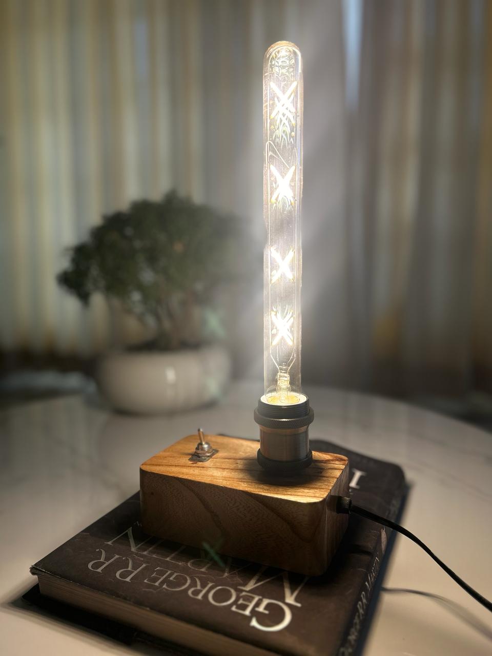AHUJA INTERNATIONAL Handcrafted Natural Wood Table Lamp with Antique Brass Holder, 5ft Wire,Natural Wood (Bulb Included)