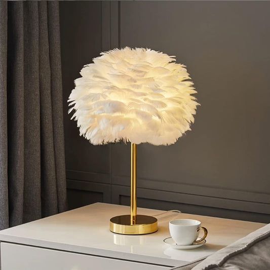 Ahuja International Feather Table Lamp Bedroom Bedside Lamp Creative Romantic Simple Modern Night Light Warm Decorative Light Feather Desk Lampshade