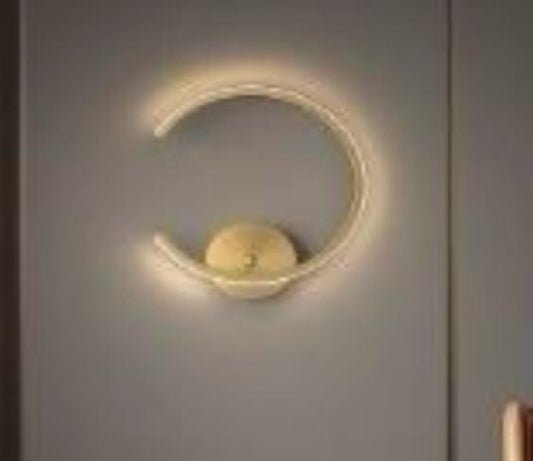 AHUJA INTERNATIONAL Simple 10W LED Wall Lantern Modern Indoor Wall Mounted Light Dresser Lamp Creative Wall Sconces Ceiling Astigmatism Lamp Living Room Bedroom Gold Wall Light